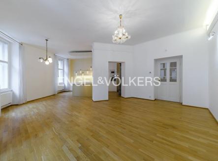 Pronájem bytu, 3+kk, 137 m²