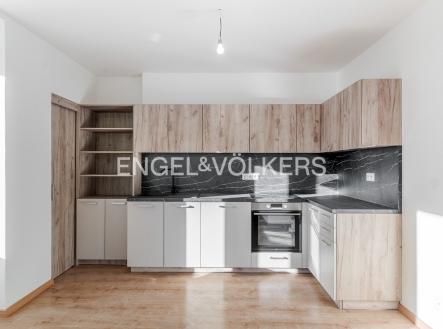 Pronájem bytu, 3+kk, 79 m²