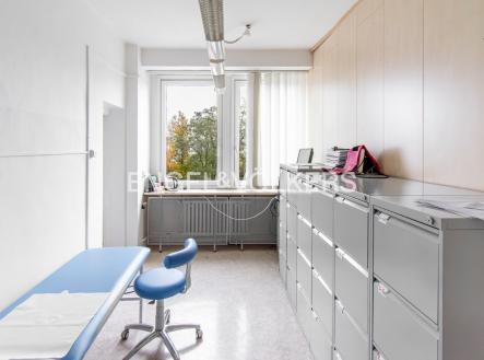 Pronájem komerčního objektu, jiný, 36 m²