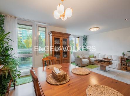 Prodej bytu, 3+kk, 70 m²