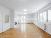 Pronájem domu/vily, 400 m²