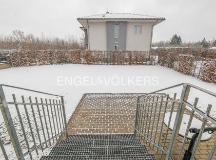 Pronájem domu/vily, 400 m²