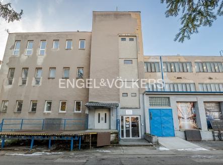 Pronájem komerčního objektu, sklad, 310 m²