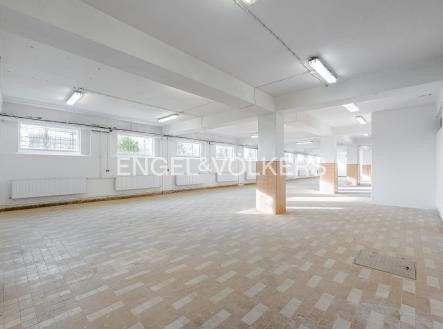 Pronájem komerčního objektu, sklad, 310 m²