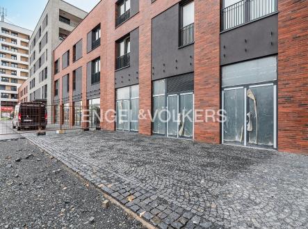 Pronájem obchodní prostor, 291 m²