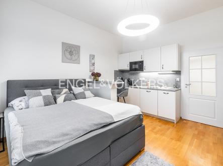Pronájem bytu, 1+kk, 30 m²