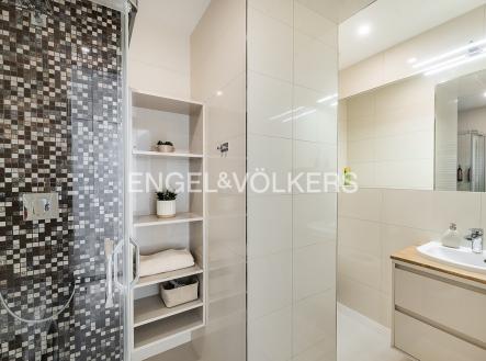 Pronájem bytu, 1+kk, 30 m²