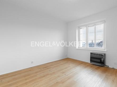 Pronájem bytu, 1+kk, 34 m²