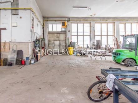 Pronájem komerčního objektu, sklad, 474 m²