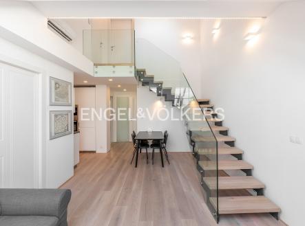 Pronájem bytu, 3+kk, 89 m²