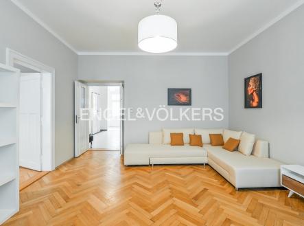 Pronájem bytu, 3+1, 104 m²