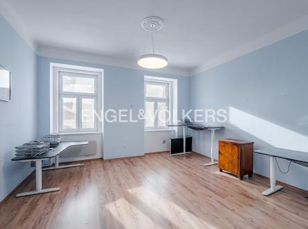 Pronájem kanceláře, 110 m²