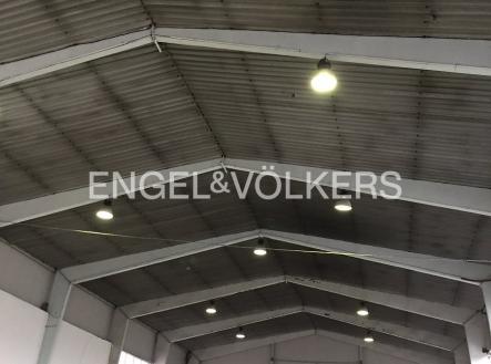 Pronájem komerčního objektu, výroba, 961 m²