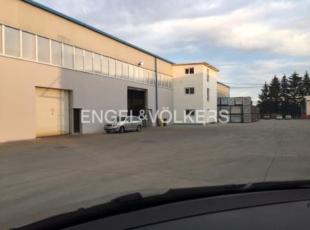 Pronájem komerčního objektu, výroba, 961 m²