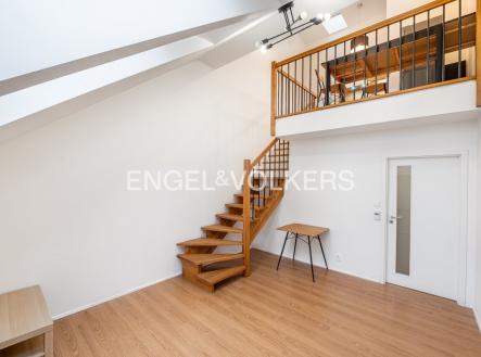 Pronájem bytu, 2+kk, 55 m²