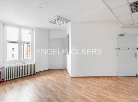 Pronájem kanceláře, 97 m²