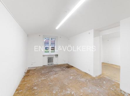 Pronájem kanceláře, 106 m²