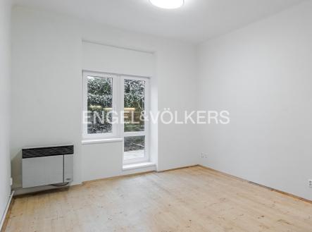 Pronájem bytu, 1+kk, 24 m²