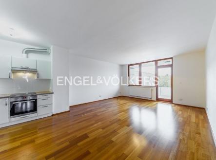 Pronájem bytu, 4+kk, 100 m²