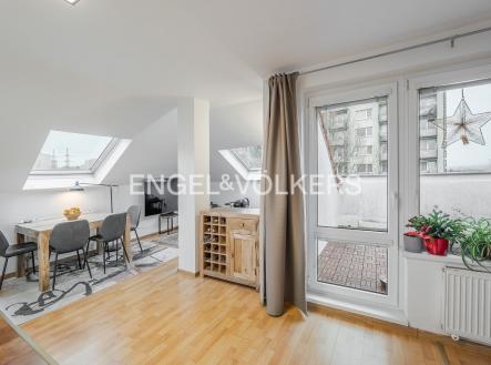 Pronájem bytu, 3+1, 113 m²