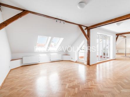 Prodej bytu, 6+kk, 240 m²