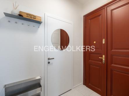 Prodej bytu, 3+kk, 66 m²