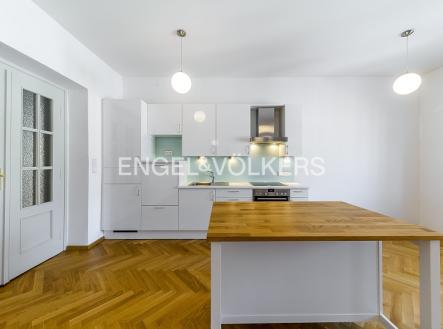 Pronájem bytu, 3+kk, 126 m²