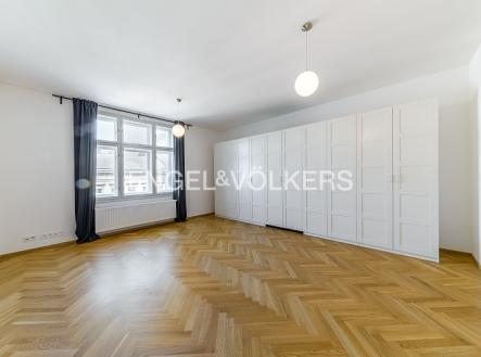 Pronájem bytu, 3+kk, 126 m²
