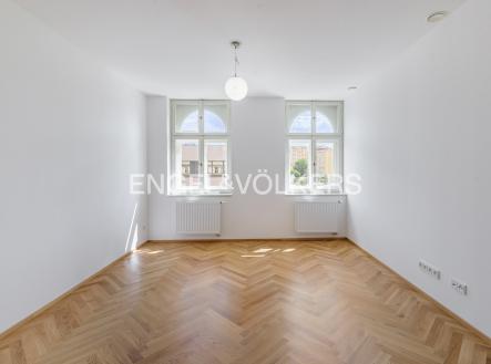 Pronájem bytu, 3+kk, 85 m²