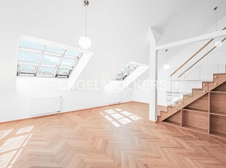 Pronájem bytu, 3+kk, 107 m²