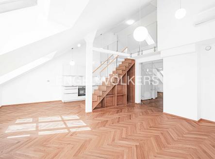 Pronájem bytu, 3+kk, 107 m²