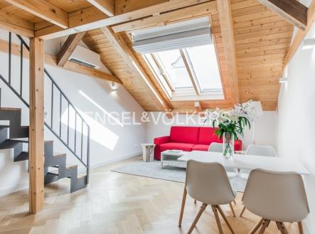 Pronájem bytu, 2+kk, 79 m²