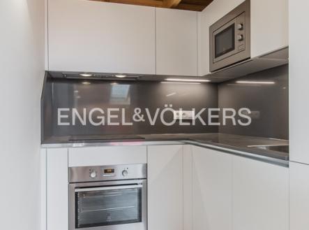 Pronájem bytu, 2+kk, 79 m²