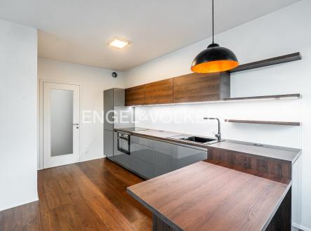 Pronájem bytu, 2+kk, 56 m²