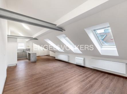 Pronájem bytu, 2+kk, 74 m²