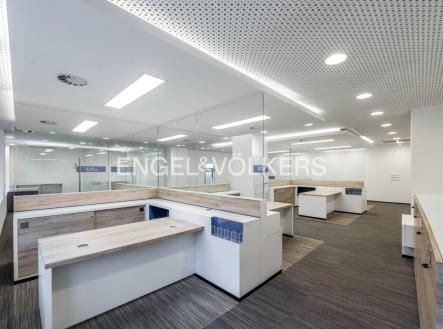 Pronájem kanceláře, 191 m²