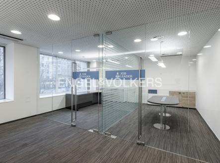 Pronájem kanceláře, 191 m²