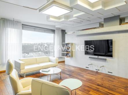 Pronájem bytu, 4+kk, 165 m²
