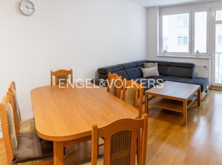 Pronájem bytu, 2+kk, 68 m²