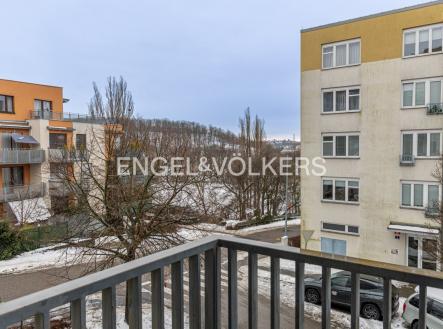 Pronájem bytu, 2+kk, 68 m²