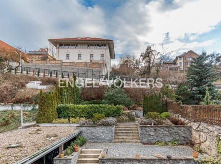 Pronájem domu/vily, 217 m²