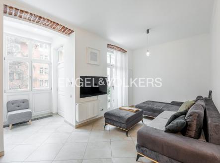 Pronájem bytu, 3+kk, 82 m²