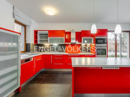 Prodej domu/vily, 383 m²