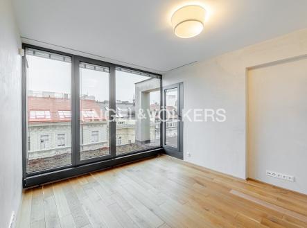 Pronájem bytu, 2+kk, 67 m²