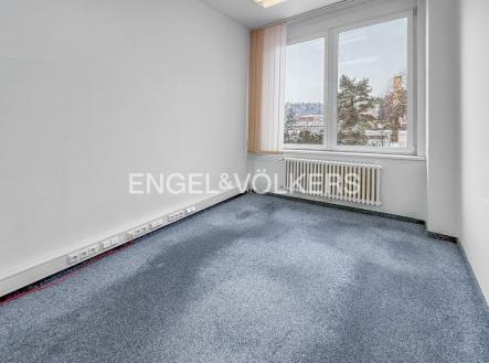 Pronájem kanceláře, 197 m²