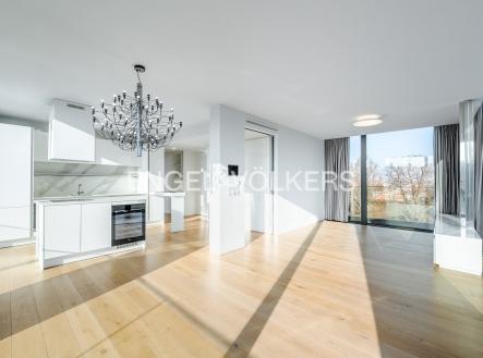 Pronájem bytu, 4+kk, 129 m²