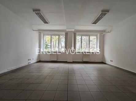 Pronájem komerčního objektu, sklad, 1 463 m²