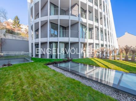 Pronájem bytu, 2+kk, 71 m²