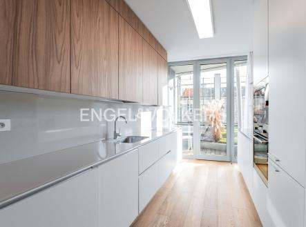 Pronájem bytu, 2+kk, 71 m²