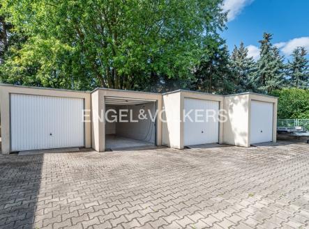 Prodej komerčního objektu, jiný, 873 m²